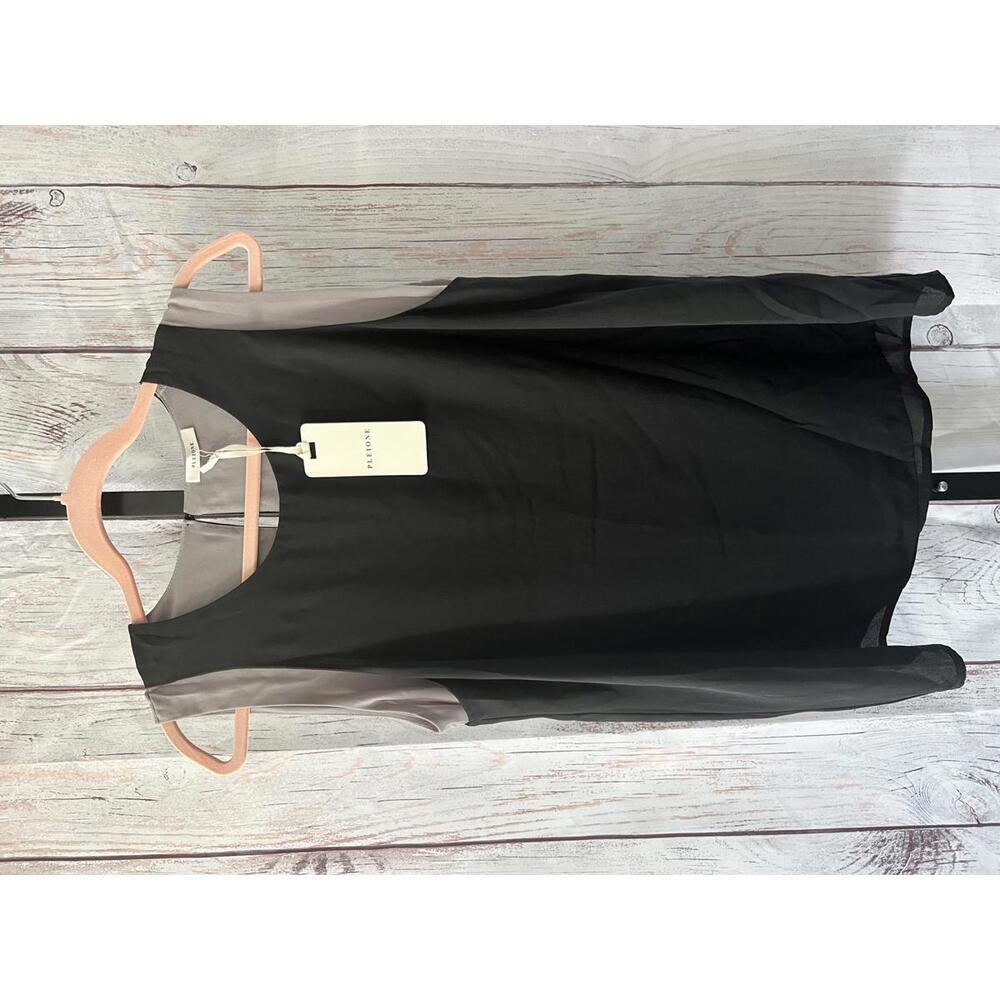 Anthropologie Pleione Elegant Sleeveless Top
